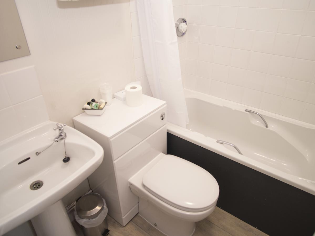Longstone House Bed & Breakfast Otel Seahouses Dış mekan fotoğraf